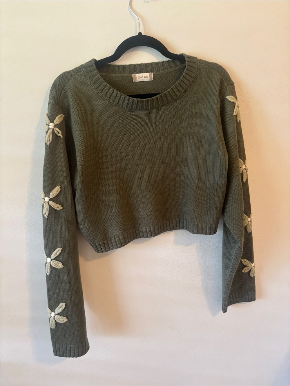 Altar’d State Olive Green Floral-Embroidered Cropped Knit Sweater - Picture 3 of 7